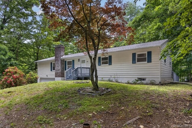 Photo - 179 Roosevelt Rd
