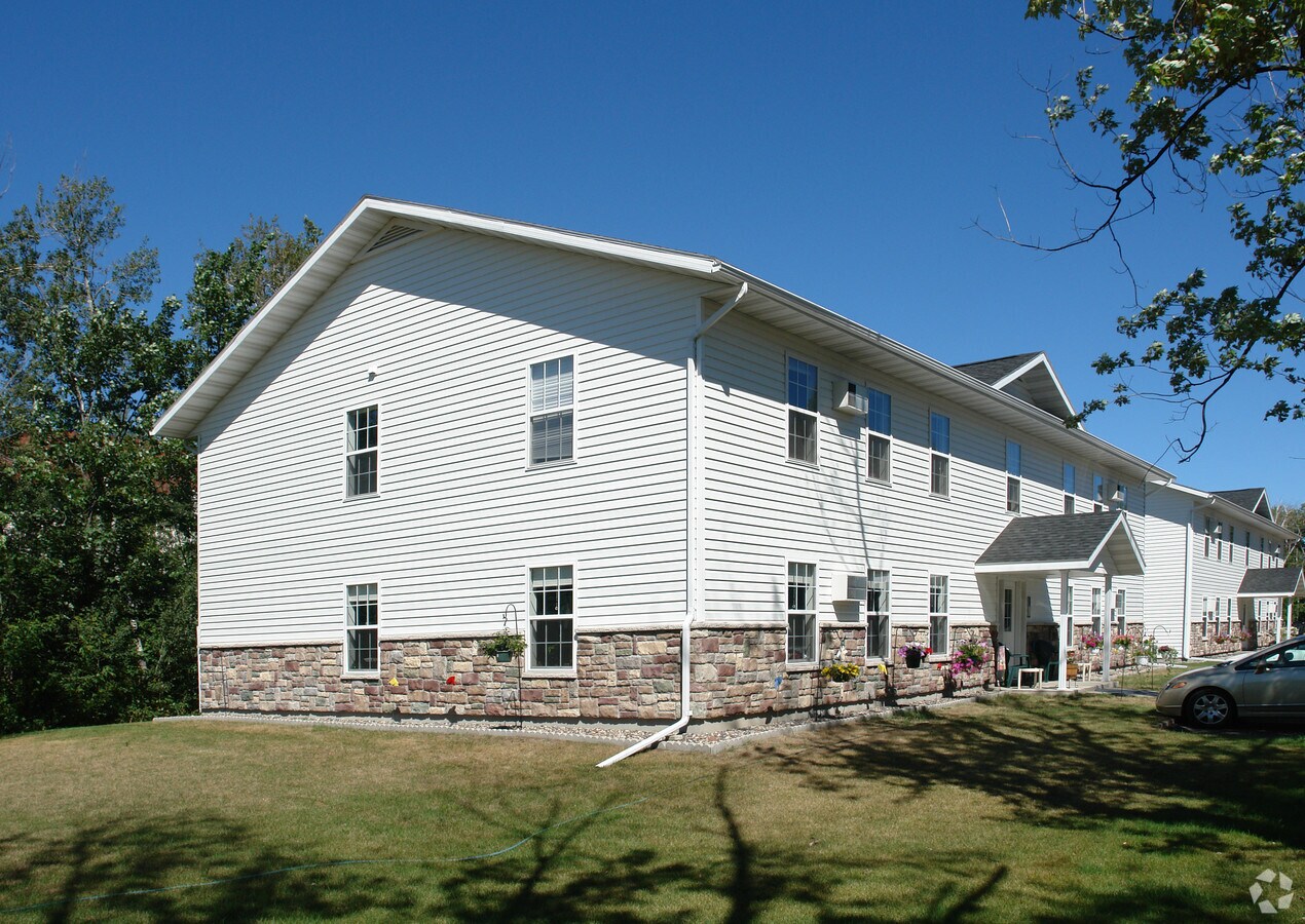 Photo - 4060 Haines Rd