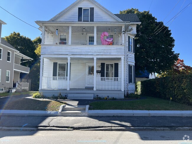 Building Photo - 109 Brookside Ave Rental