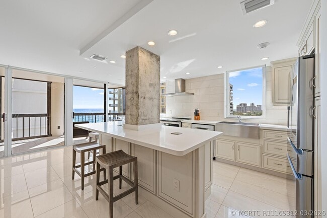 5380 N Ocean Dr Unit 12a
