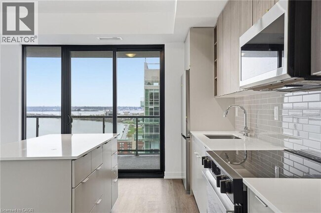 Photo - 2075 Lakeshore Rd. Unit 1608