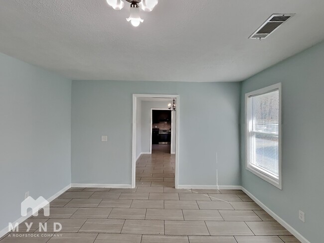 Photo - 544 Timber Ridge Ct