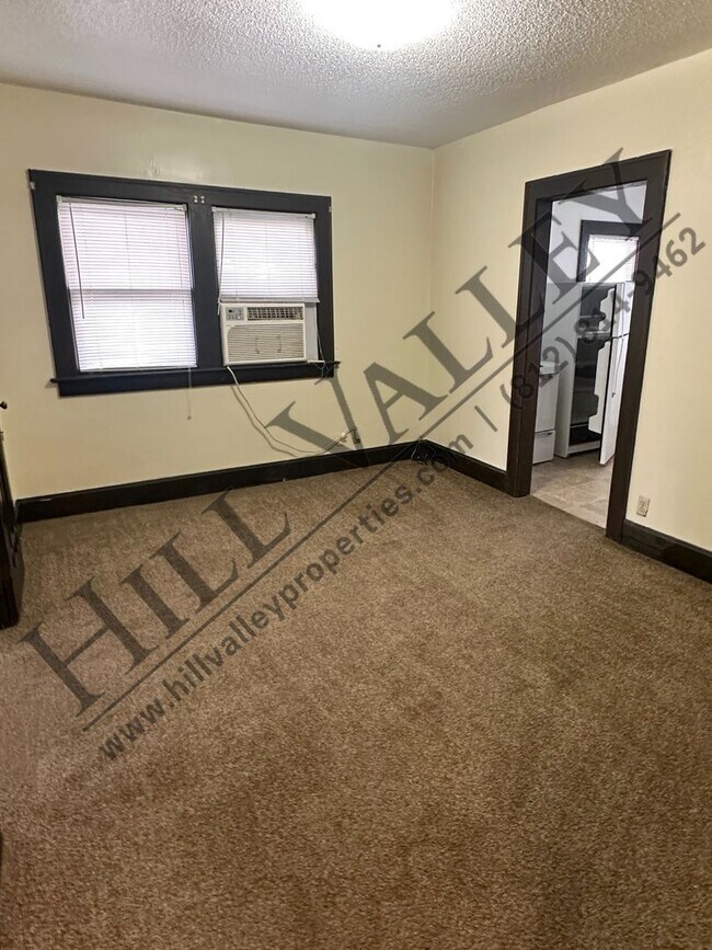 Photo - Two Bedroom Upper - All Utilities Paid