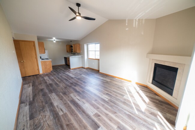 Photo - 1221 University Ave