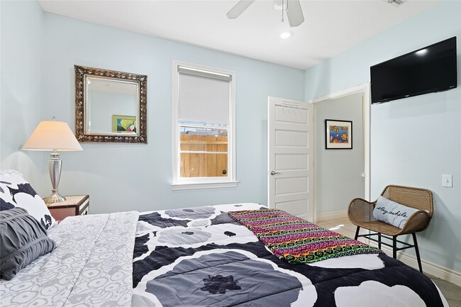 Photo - 1511 Church St