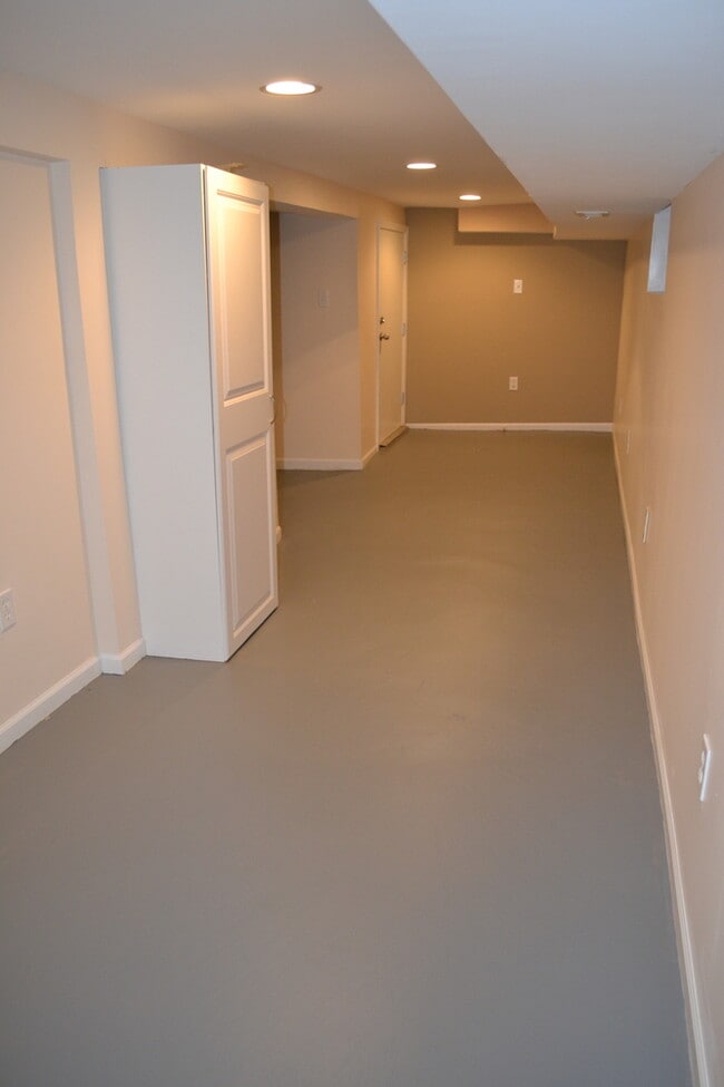 Photo - 1636 N Spaulding Ave Unidad BSMT