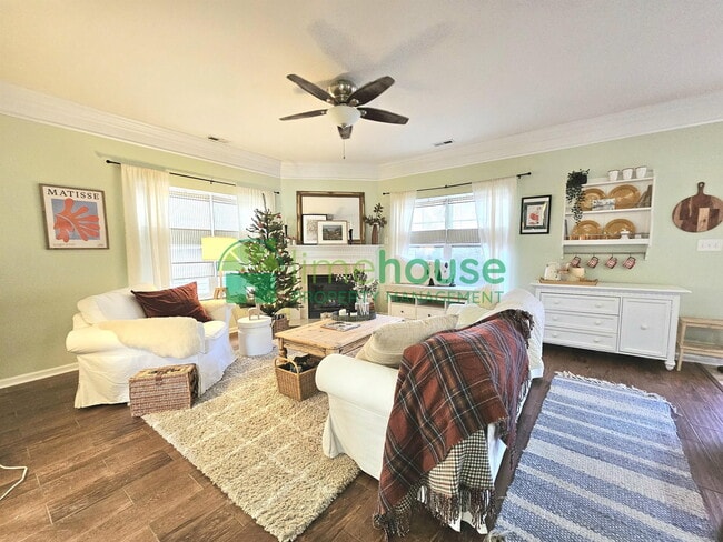 Photo - 820 Gem Ct