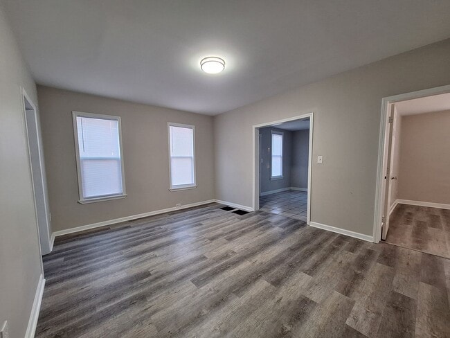 Photo - Spacious lower level 2 bedroom