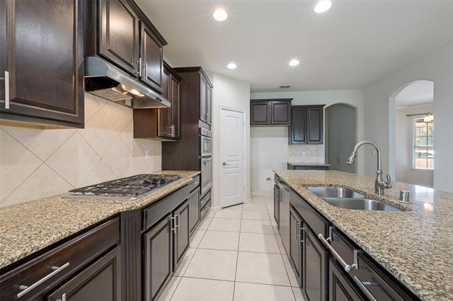 Photo - 673 Revalen Ln
