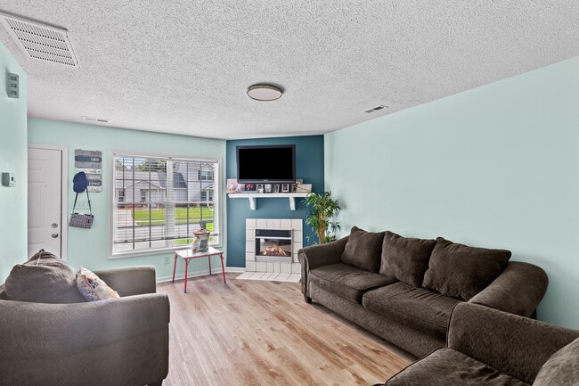 Photo - 1075 W Pueblo Dr