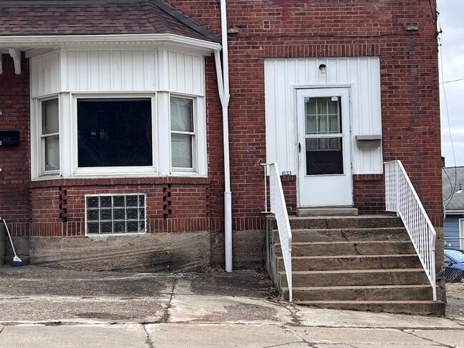 Photo - 184 Pennsylvania Ave