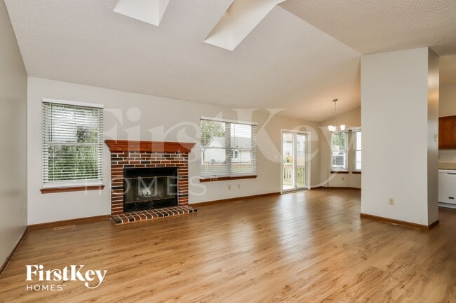 Photo - 515 Misty Moss Ln