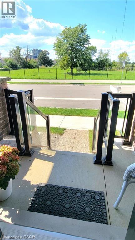 Photo - 302 Hunter Rd