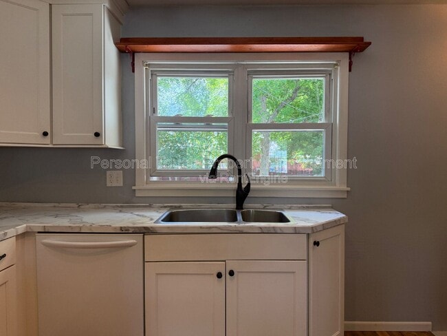 Photo - 1717 5th St S
