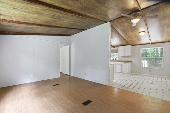 Photo - Temple GA - Paulding County - 3 bedrooms/2...