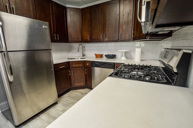 Photo - Sevilla Court