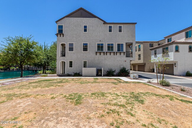 Photo - 1697 E Hampton Ln