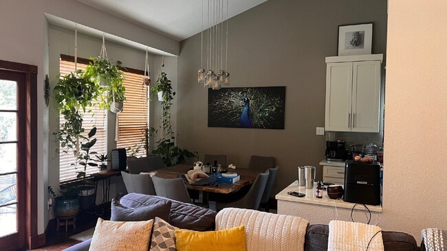 Photo - Beautifully Updated 3BR Home in Prime South Austin Location!