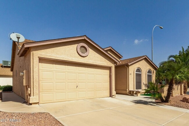 1870 E Indian Wells Dr