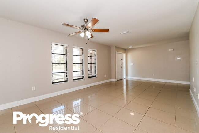 Photo - 25353 Doredo Dr