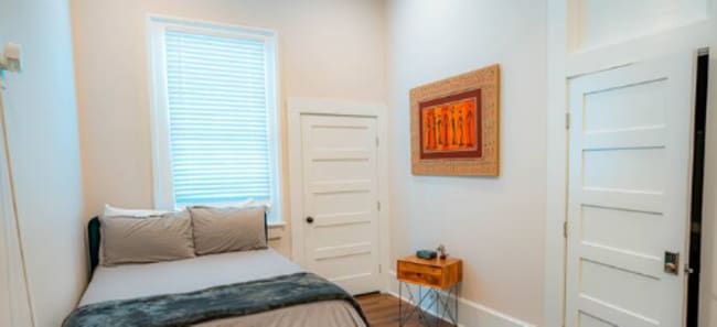 Building Photo - 3435 Carondelet St Rental
