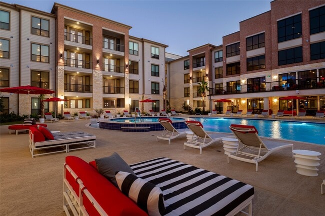 Building Photo - 1616 Partnership Way Unit True