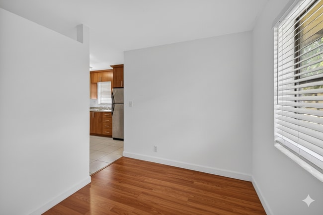 Photo - QUICK MOVE IN - FIRST MONTH FREE | Bright & Modern 1-Bedroom Apartment in Prime Oakland Park Loca... Unit 19