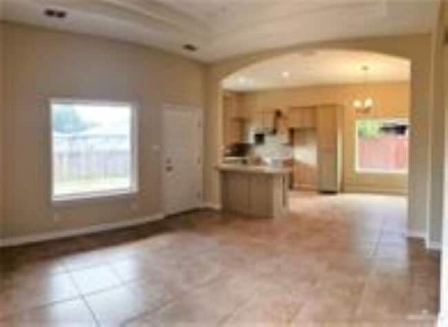 Building Photo - 507 Paul Dr