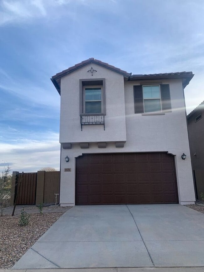 Photo - Newer home in most desirable home in Chandler, 3 Bed2 bath