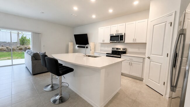 3121 Novara Ln
