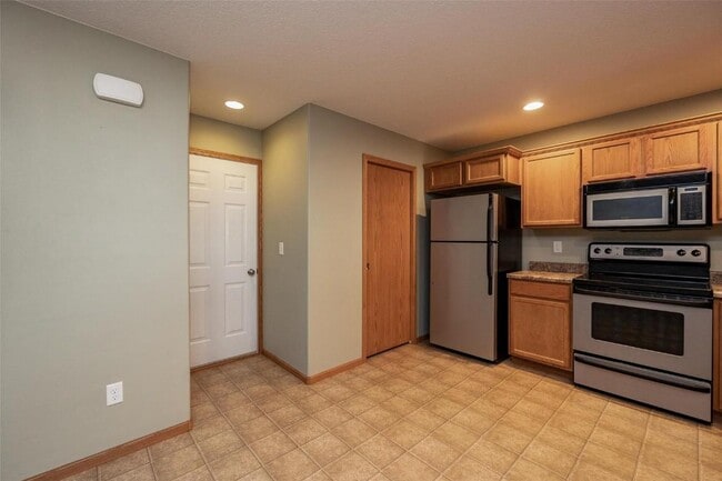 Photo - 17 Alydar Dr