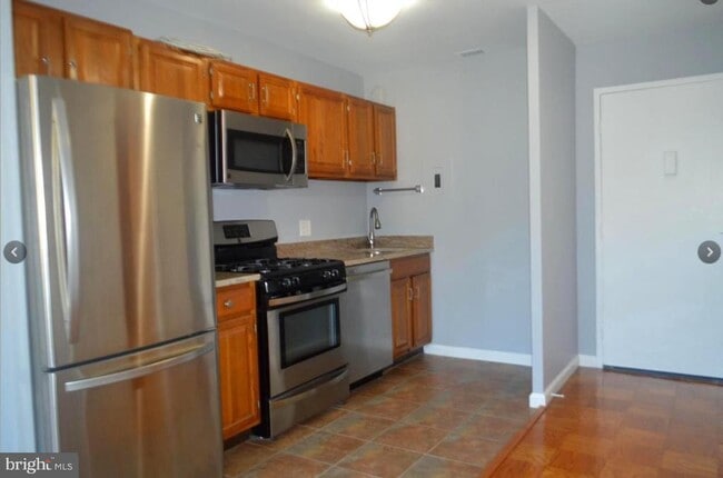 Photo - 2829 Connecticut Ave NW Unit 511