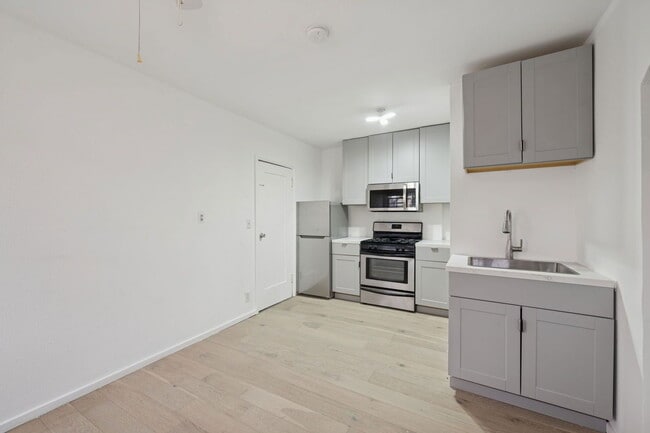 Photo - 5371 Louis Pl Unit 7