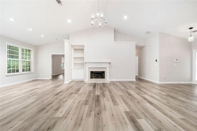 Photo - 3590 Bob Hannah Dr NW