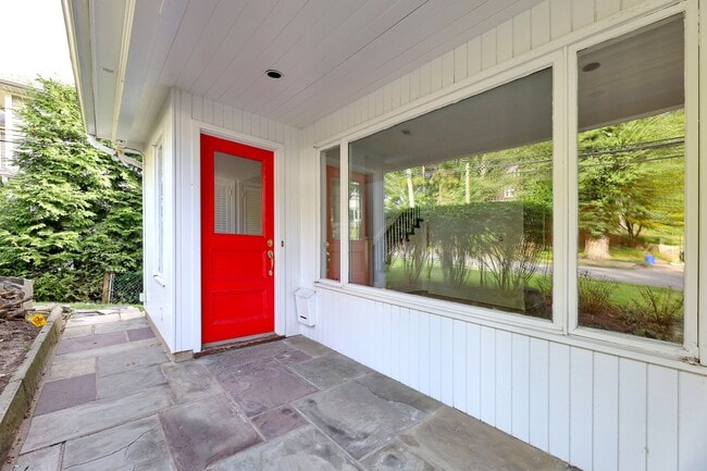 Photo - 24 Merrifield Way