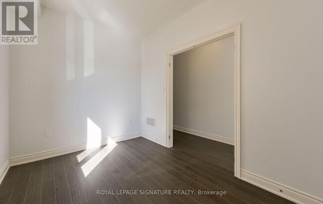 Photo - 343 Humphrey St