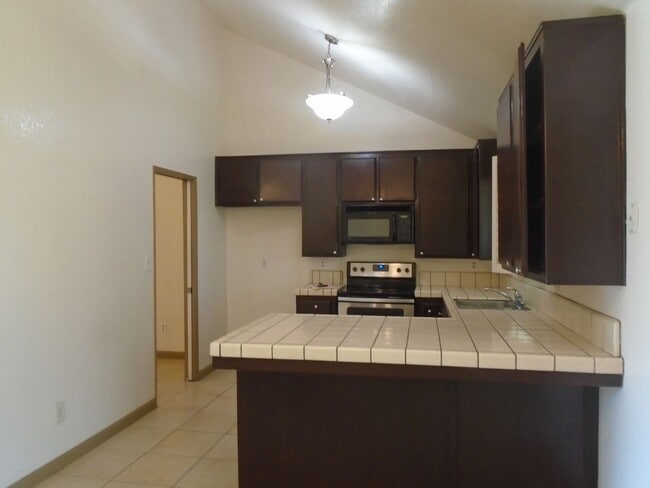 Photo - 4608 Tilyard Ct
