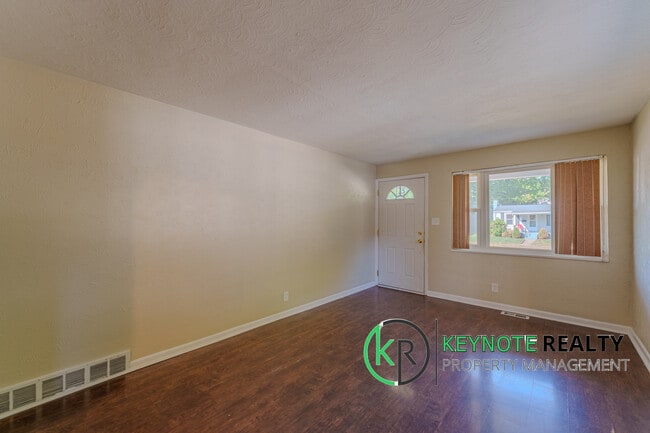 Photo - 1840 Culver Ave