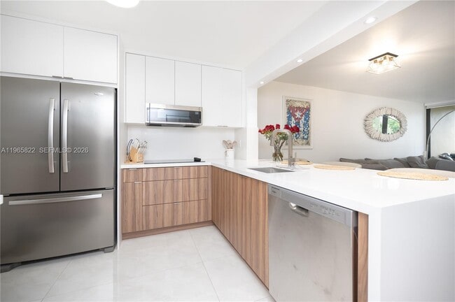 Photo - 10875 SW 112th Ave Unit 204