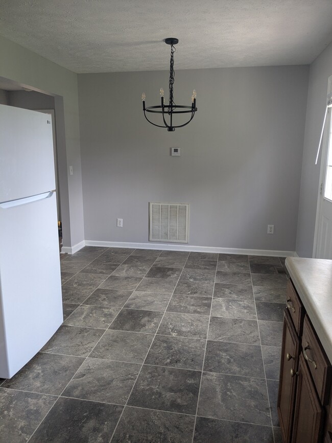Photo - 207 Faldo Dr