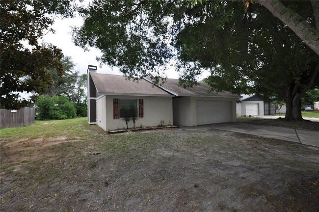 Photo - 828 Cinnamon Dr E