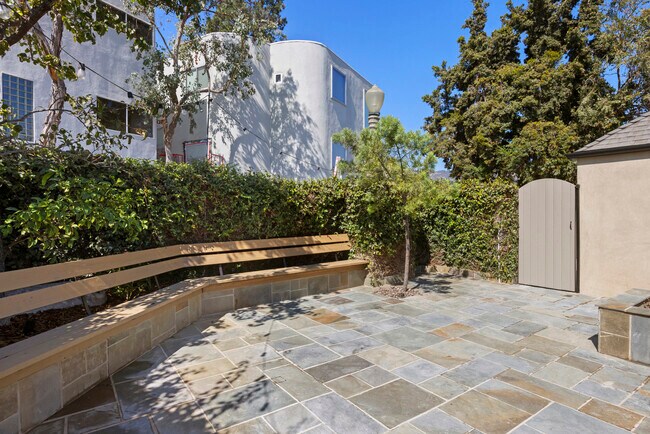 Photo - 2244 Talmadge St