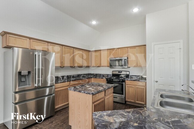 Photo - 631 Magnolia Ln