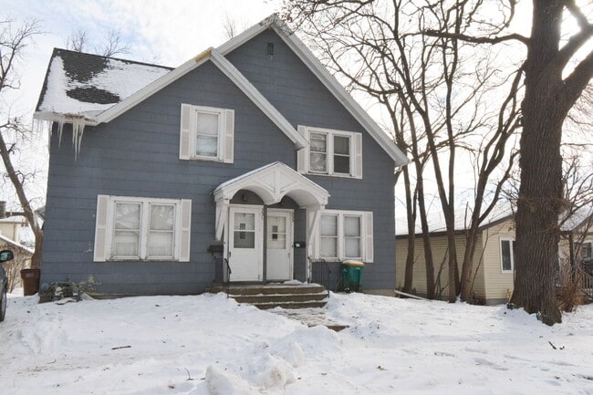 Building Photo - 231-233 S Pearl St Unit 233 S Pearl St