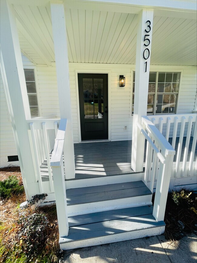 Photo - 3501 Taylor St