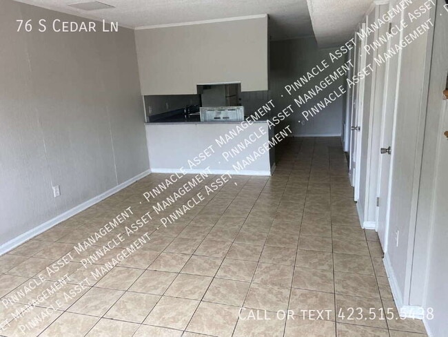 Building Photo - 76 S Cedar Ln