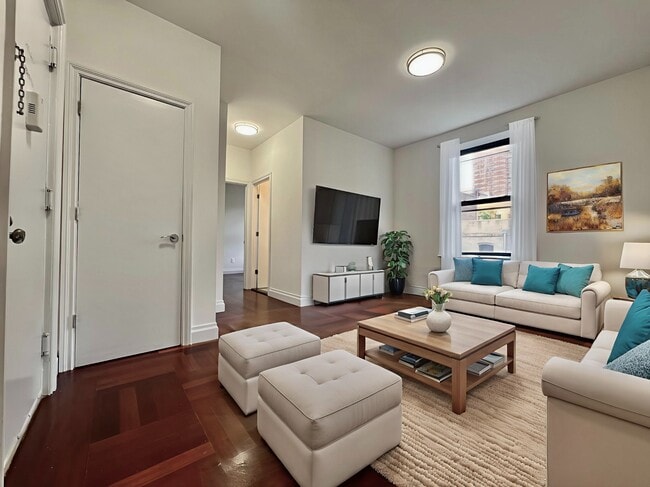 Building Photo - 609 W 137th St Rental