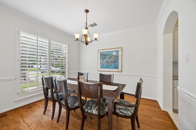 Photo - 14 Guinevere Pl