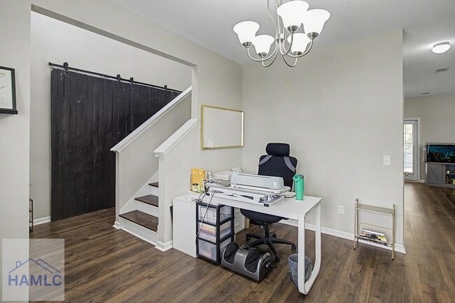 Photo - 131 Sapwood Wy