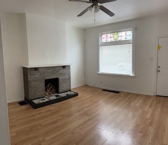 Building Photo - 5135 Carnegie St